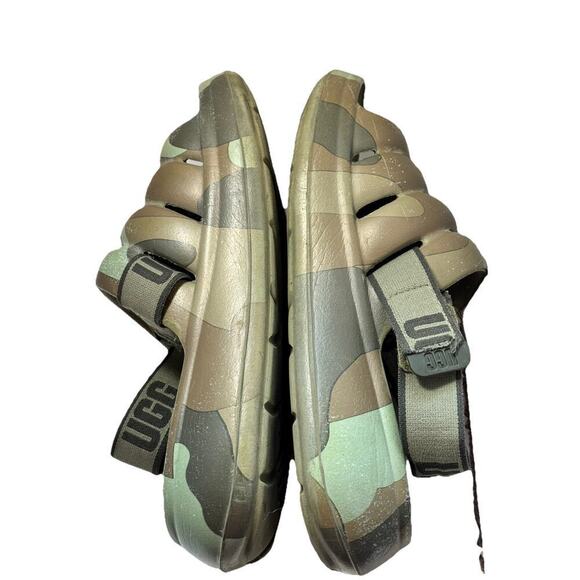 UGG Kids Sport Yeah Camopop Slides 4.5 Waterproof Camo Strap Back Open Toe - Picture 4 of 8